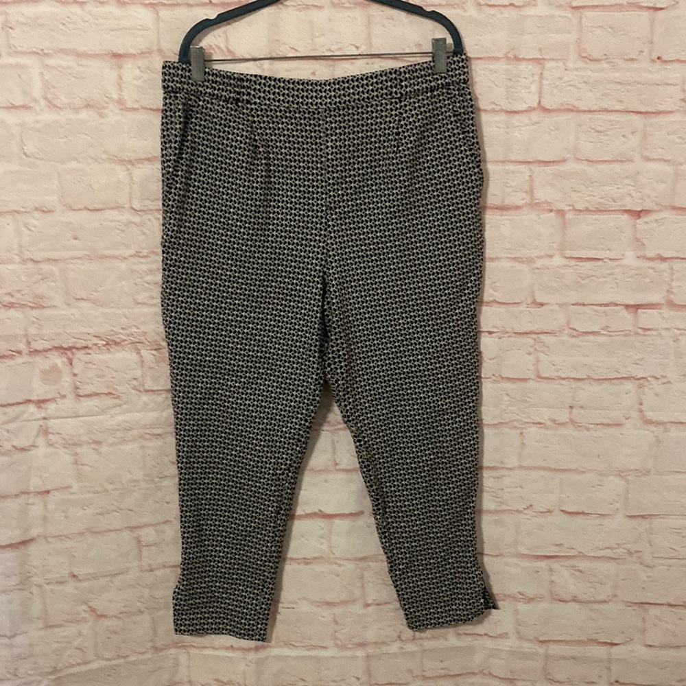 Anthropologie stretch waist capris